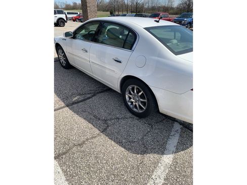 Used 2007 Buick Lucerne CXL w/ Luxury Package image 2