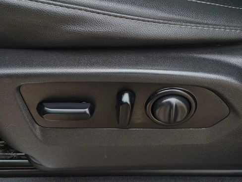 Used 2021 Chevrolet Silverado 1500 LT Trail Boss w/ Convenience Package II AWD/4WD image 34