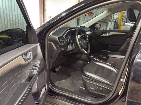 Used 2022 Ford Escape SEL image 24