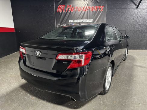 Used 2013 Toyota Camry SE FWD image 5