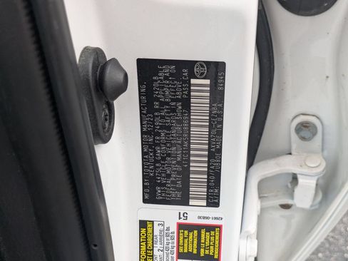 Used 2024 Toyota Camry LE FWD image 30