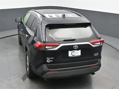 Used 2020 Toyota RAV4 Limited image 41