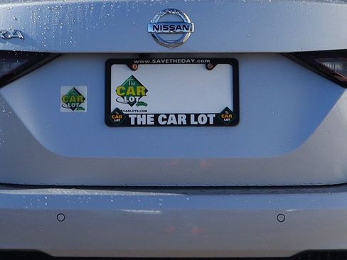 Used 2022 Nissan Sentra SV w/ All-Weather Package image 21