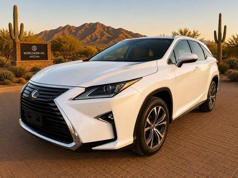 Used 2019 Lexus RX 350L AWD image 2