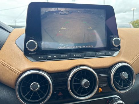 Used 2020 Nissan Sentra SV w/ SV Premium Package image 15