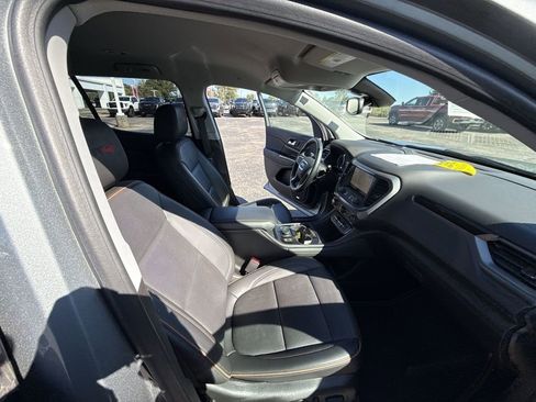 Certified 2023 GMC Acadia AT4 w/ Preferred Package image 35