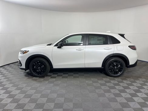 New 2026 Honda HR-V Sport image 2