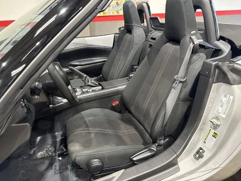Used 2026 MAZDA MX-5 Miata Club w/ Interior Package RWD image 12