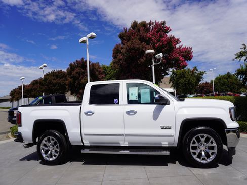Used 2018 GMC Sierra 1500 SLT w/ Texas SLT Premium Package RWD image 6