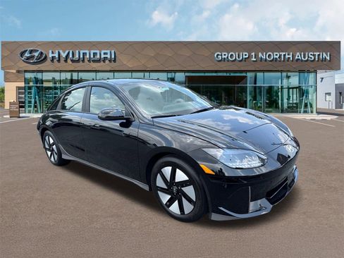 New 2025 Hyundai Ioniq 6 SE image 3