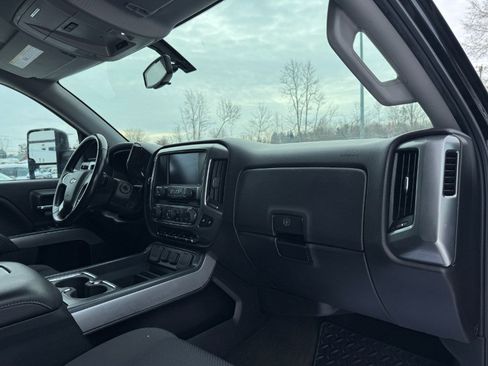 Used 2017 Chevrolet Silverado 1500 LT image 19