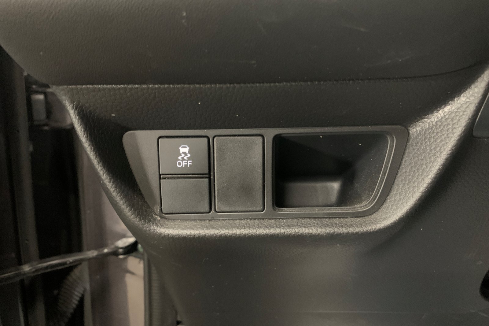 Certified 2024 Honda HR-V EX-L image 31
