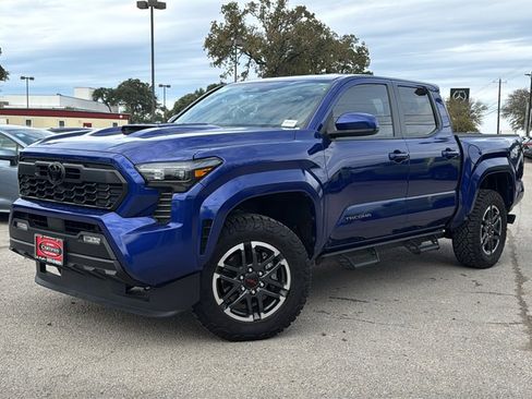 Certified 2025 Toyota Tacoma TRD Sport image 48