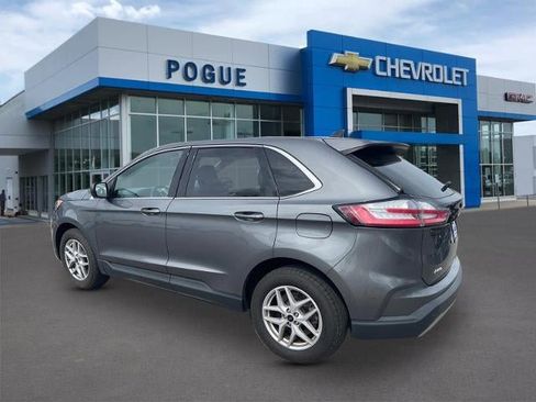 Used 2024 Ford Edge SEL image 3