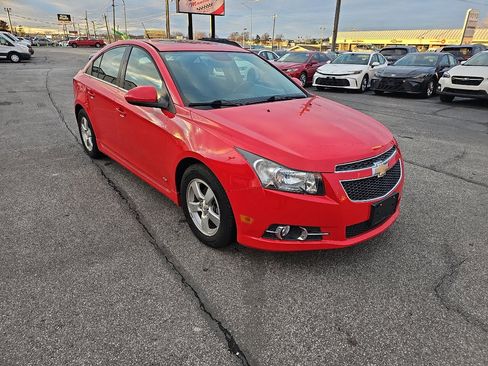Used 2014 Chevrolet Cruze LT w/ All-Star Edition image 4