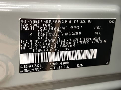 Used 2023 Toyota RAV4 XLE image 24