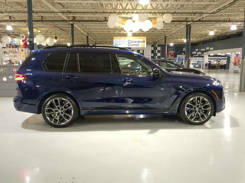 Certified 2025 BMW X7 M60i AWD/4WD image 7