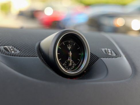 Used 2019 Maserati Levante image 54