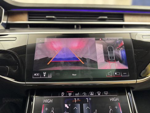 Used 2019 Audi A8 L 3.0T w/ Luxury Package image 23
