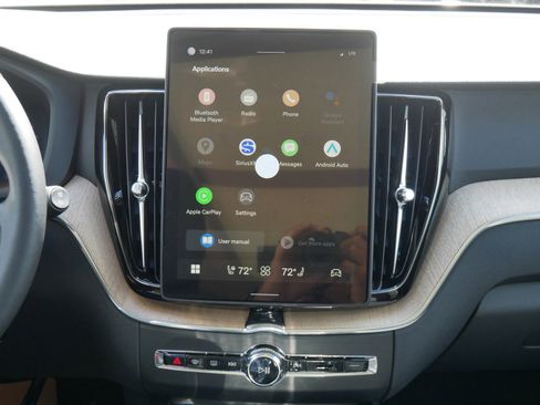 New 2026 Volvo XC60 B5 Plus w/ Protection Package Premier image 8