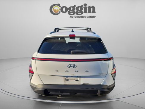 Used 2024 Hyundai Kona SEL w/ Convenience Package image 5