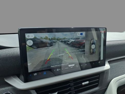 New 2026 Ford Explorer Platinum image 28