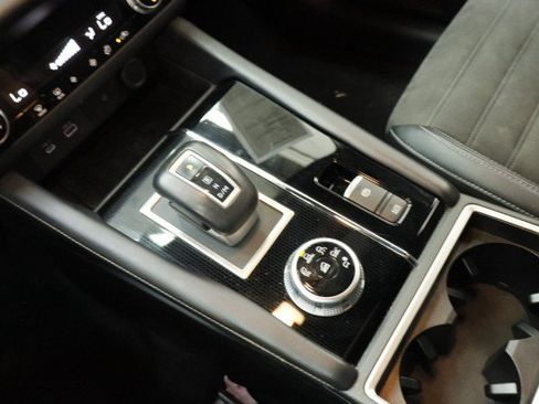 Used 2024 Mitsubishi Outlander SE FWD image 18