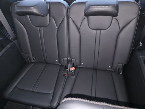 New 2026 Kia Sorento SX image 7