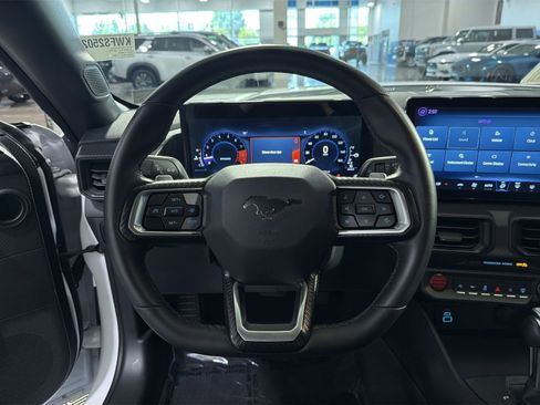 Used 2025 Ford Mustang GT RWD image 28