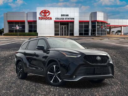 Used 2022 Toyota Highlander XSE