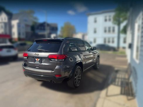 Used 2016 Jeep Grand Cherokee Limited 75th Anniversary AWD/4WD image 7