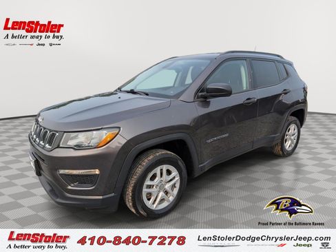 Used 2018 Jeep Compass Sport AWD/4WD image 1