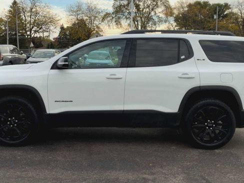 Certified 2023 GMC Acadia SLE w/ Driver Convenience Package image 5