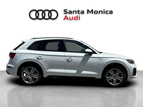 Used 2025 Audi Q5 2.0T Premium w/ Convenience Plus Package AWD/4WD image 8