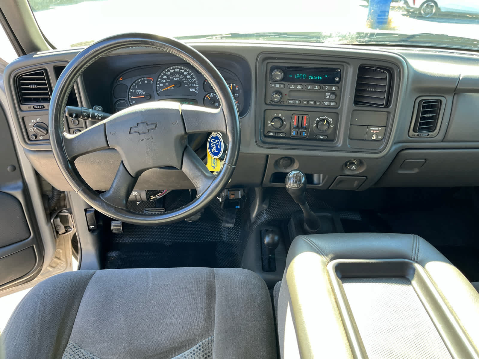 Used 2007 Chevrolet Silverado 2500 LT AWD/4WD image 20