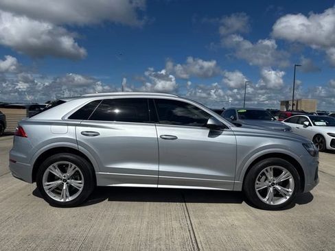 Used 2023 Audi Q8 Premium Plus AWD/4WD image 2