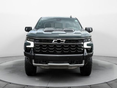 Used 2025 Chevrolet Silverado 1500 ZR2 w/ Technology Package AWD/4WD image 2