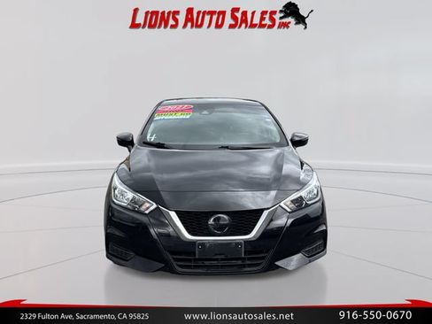 Used 2021 Nissan Versa SV FWD image 2