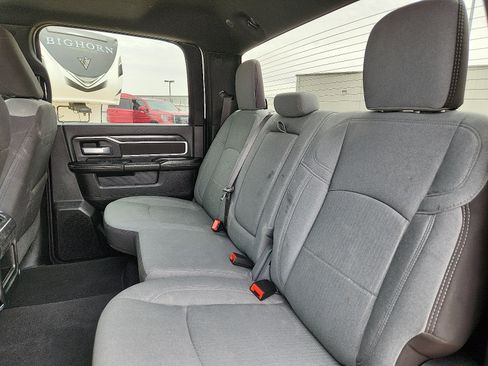 Used 2024 RAM 2500 Big Horn w/ Off Road Package AWD/4WD image 9