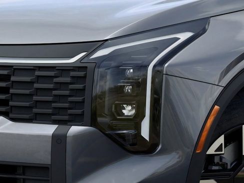 New 2026 Kia Sportage LX image 10