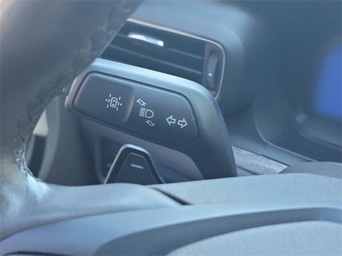 Used 2020 Ford Explorer Platinum w/ Premium Technology Package image 36