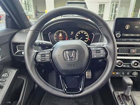 Used 2025 Honda Civic Sport image 15