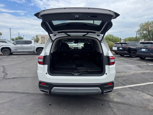 Used 2024 Honda Pilot Touring image 34