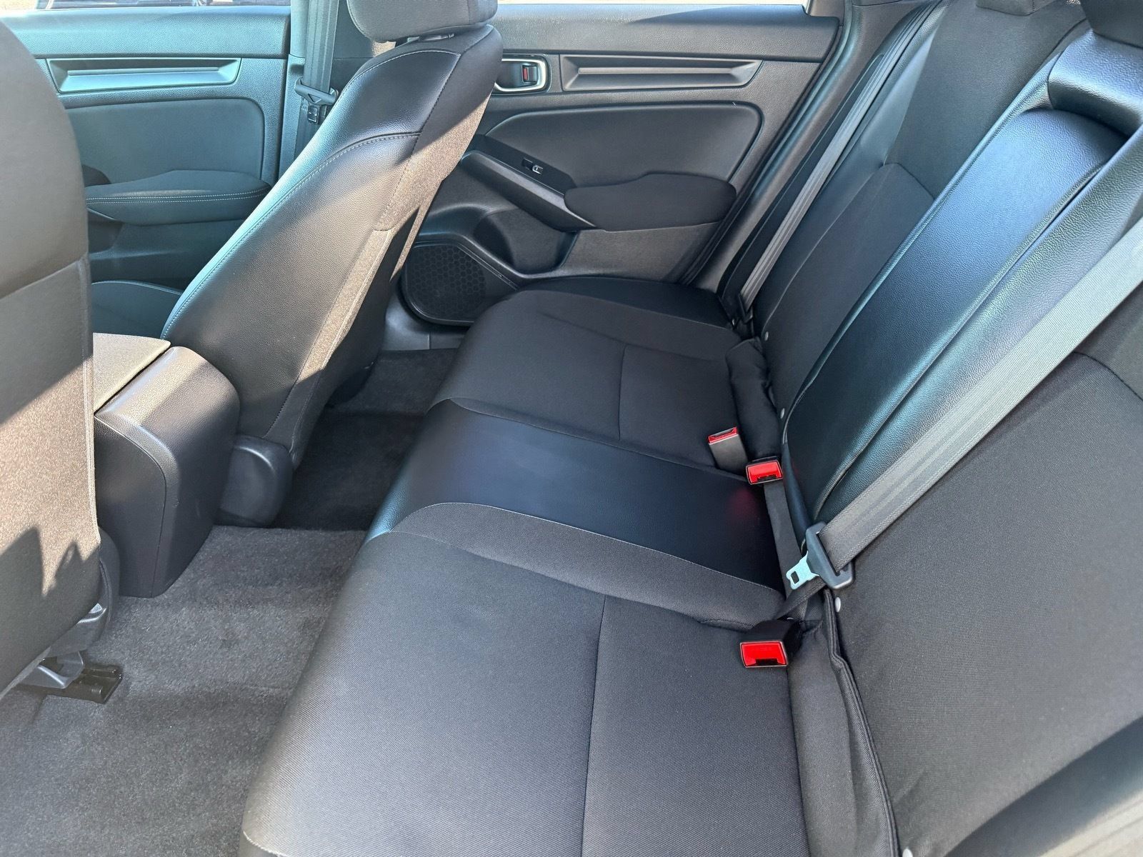 Used 2025 Honda Civic Sport image 28