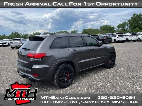 Used 2019 Jeep Grand Cherokee SRT AWD/4WD image 8