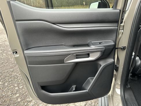 New 2025 Ford Ranger Lariat w/ Chrome Accent Package image 33