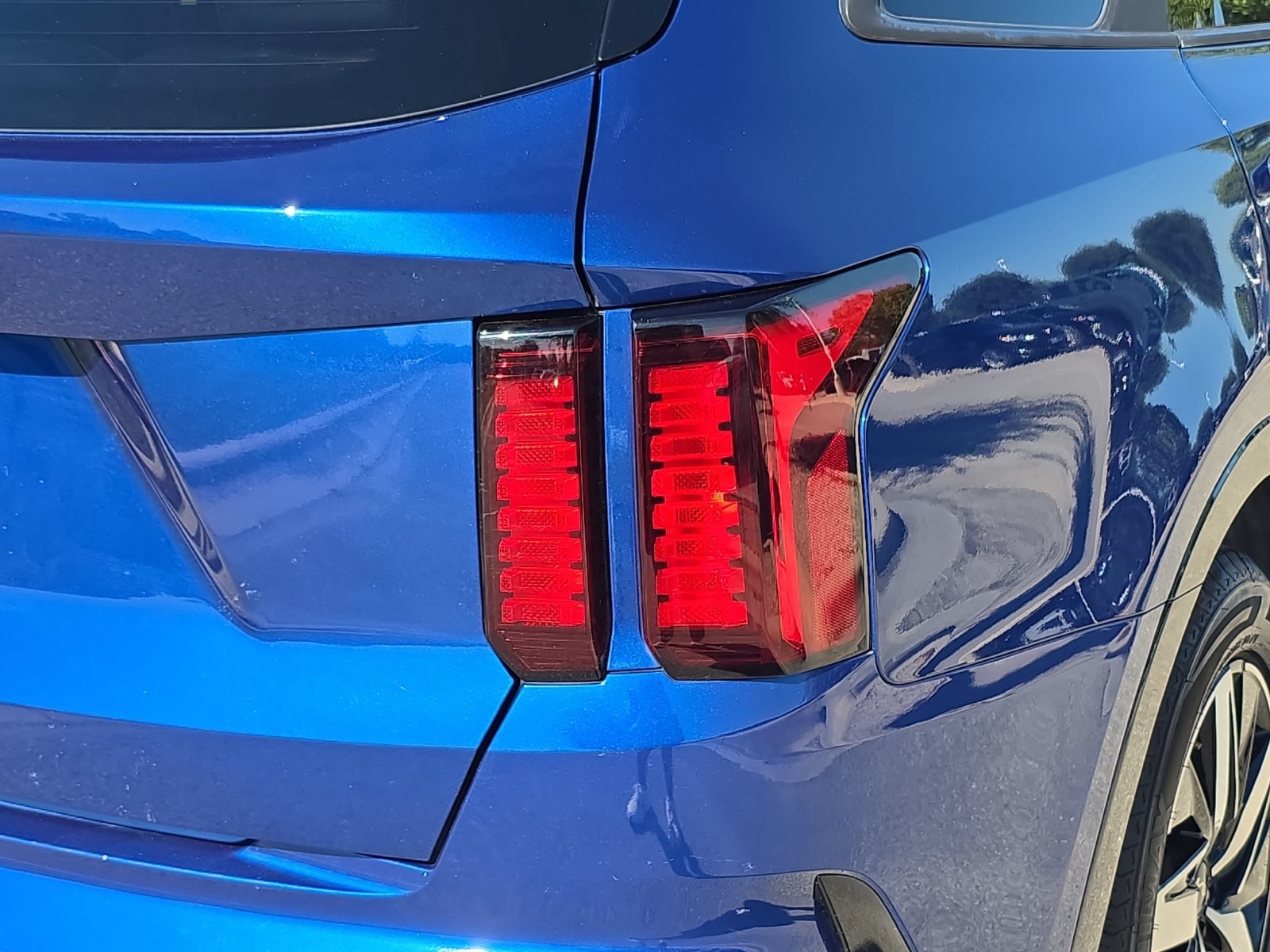 Used 2023 Kia Sorento S FWD image 29