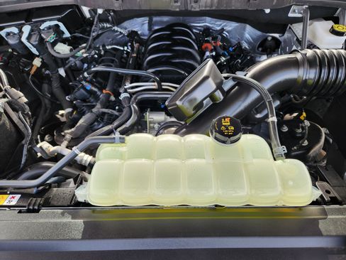 Used 2025 Ford F150 Lariat w/ Equipment Group 501A Mid image 24