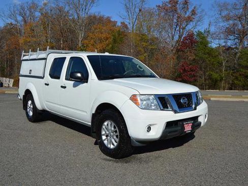 Used 2014 Nissan Frontier SV w/ SV Value Truck Package image 3