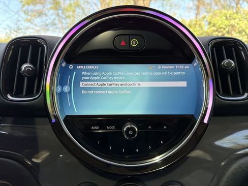 Used 2024 MINI Cooper Countryman FWD image 18